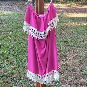 EUC Buckle Peach Love California Fushia and Crochet Dress